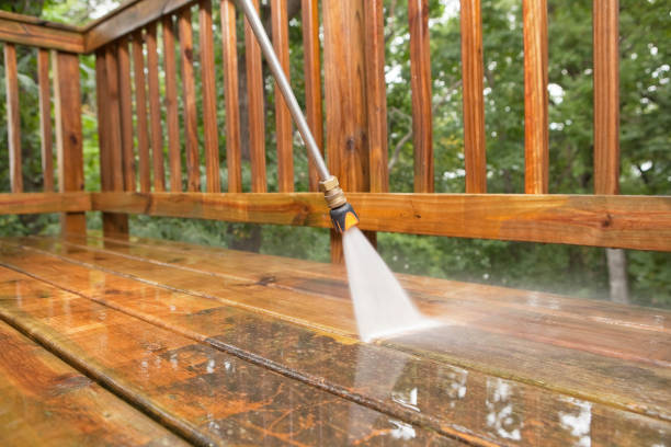 Best Oil Spill Cleanup  in Eastpoint, FL